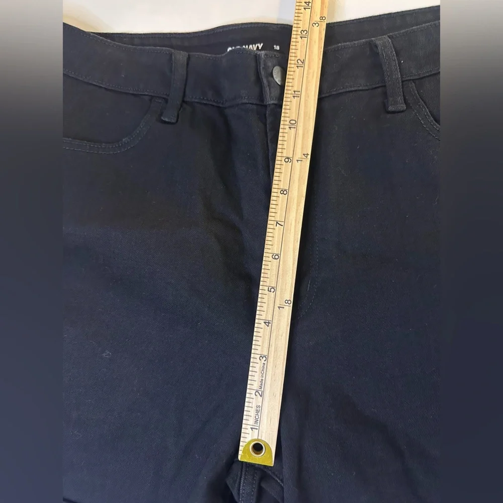 NWT Old Navy Women's Wow Cuffed Jean Shorts Size 18 Black Denim High Rise - Picture 6 of 7